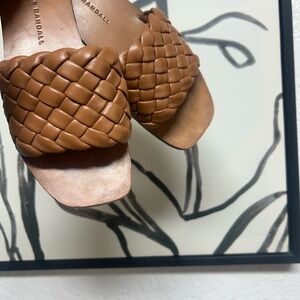 Loeffler Randall brown sandals basket weave step in size 6